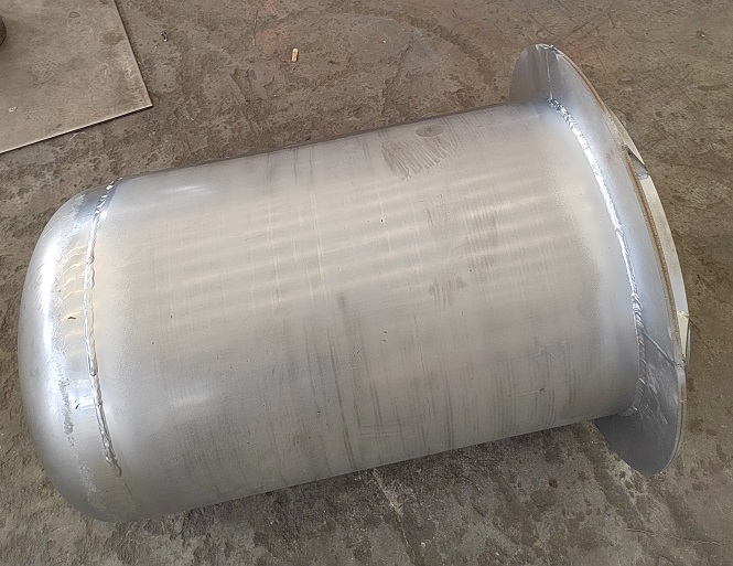 1760602788464939.jpg 坩堝.jpg