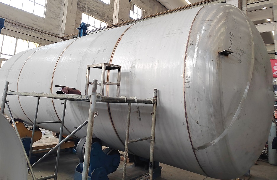 1761036461246754.jpg 不銹鋼儲(chǔ)罐.jpg