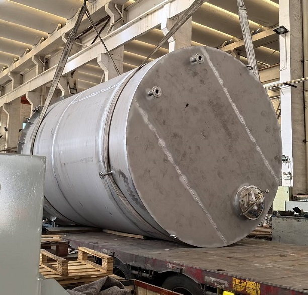 1769158012664982.jpg 不銹鋼儲(chǔ)罐內(nèi)蒙古1.jpg